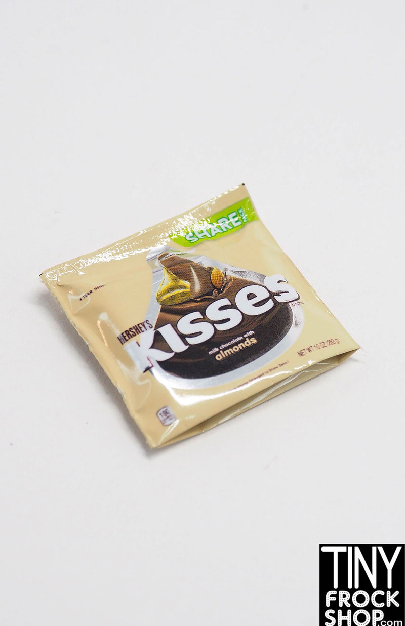 Zuru Mini Brands Hersheys Almond Kisses Series 4