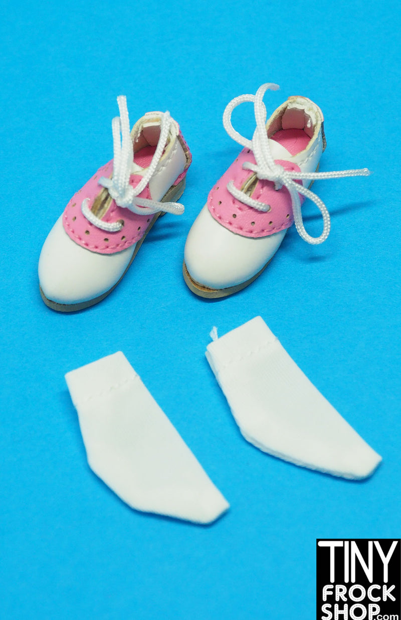 Integrity Sugar and Spice Poppy Parker Pink and White Saddle Shoes with White Socks Set