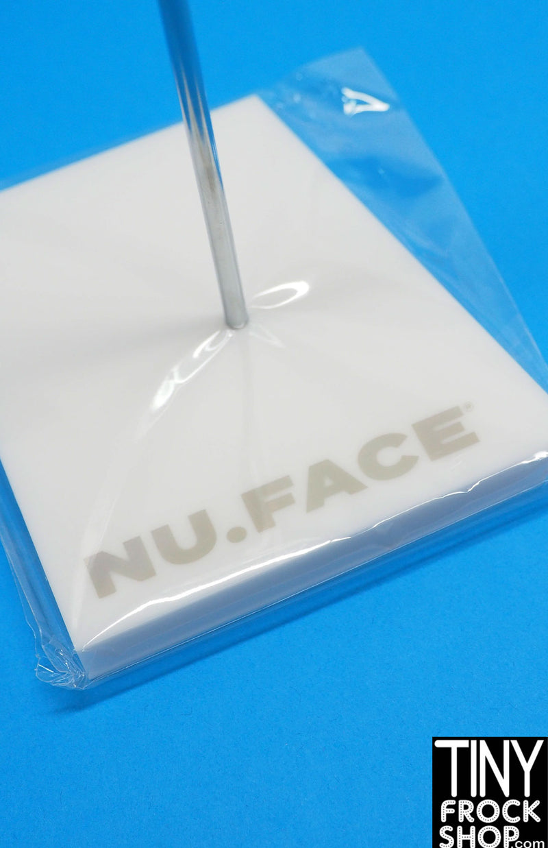 Integrity White Nu Face Stand