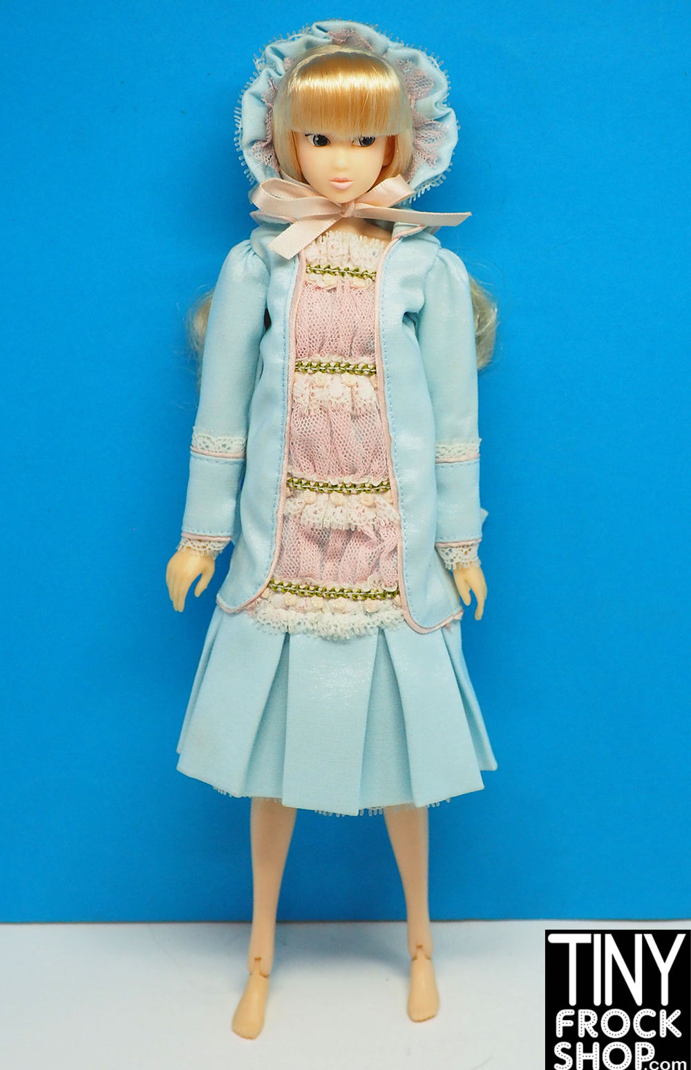 Tiny Frock Shop Momoko Alice in Snow Forest Dressed Doll