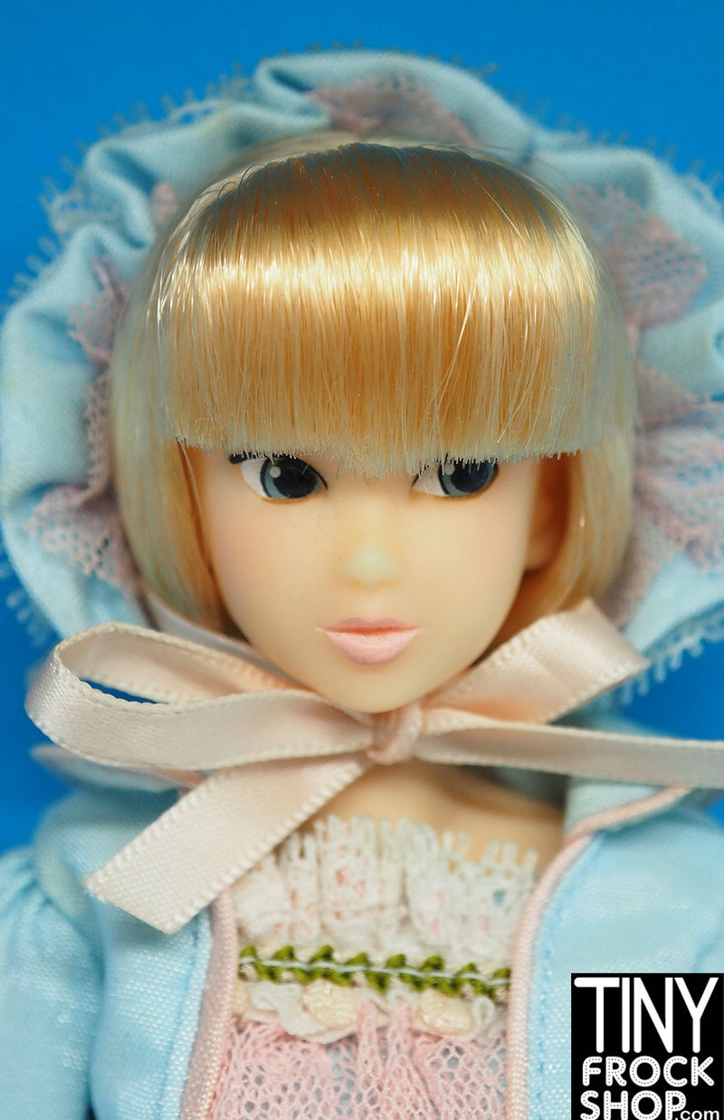 Momoko Alice in Snow Forest Dressed Doll