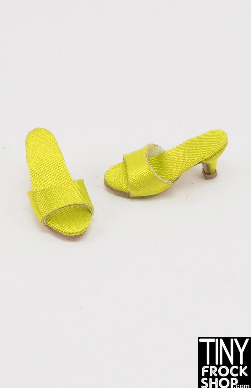 Integrity Perfectly Palm Springs Poppy Lime Satin Kitten Heels